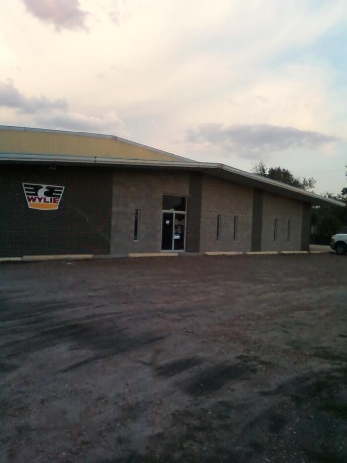 Images Wylie Spray Center, El Campo