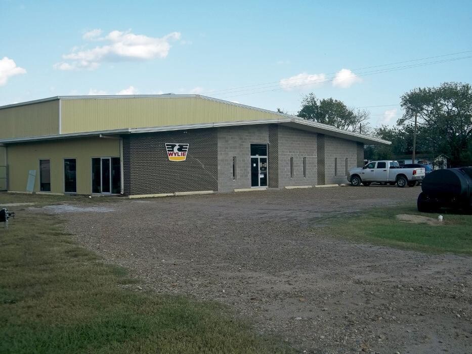 Images Wylie Spray Center, El Campo