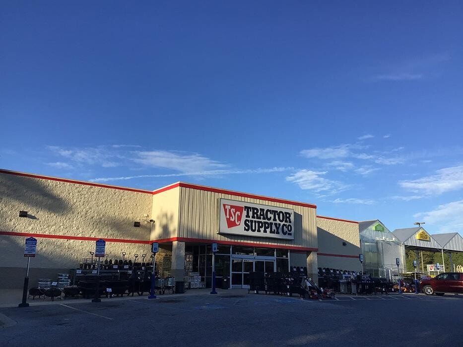 Images Tractor Supply Co.