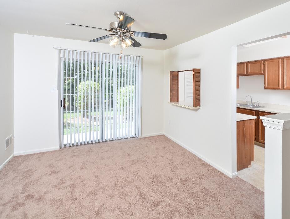 Images Victoria Crossing Apartments