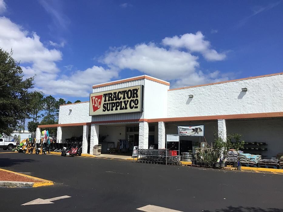 Images Tractor Supply Co.