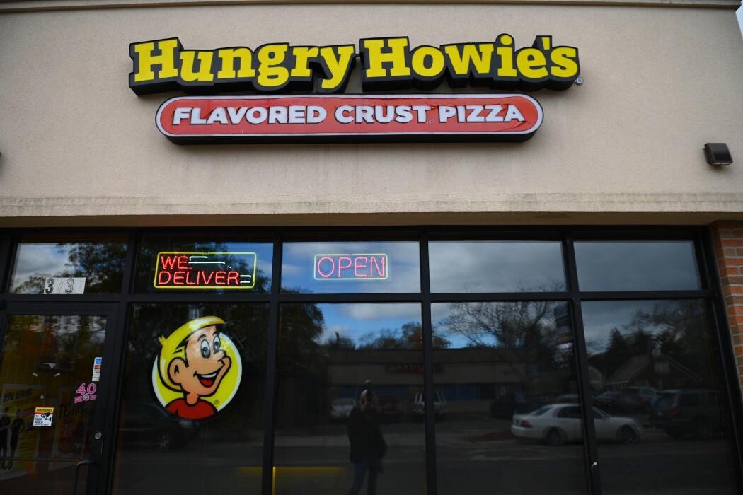 Images Hungry Howie's Pizza