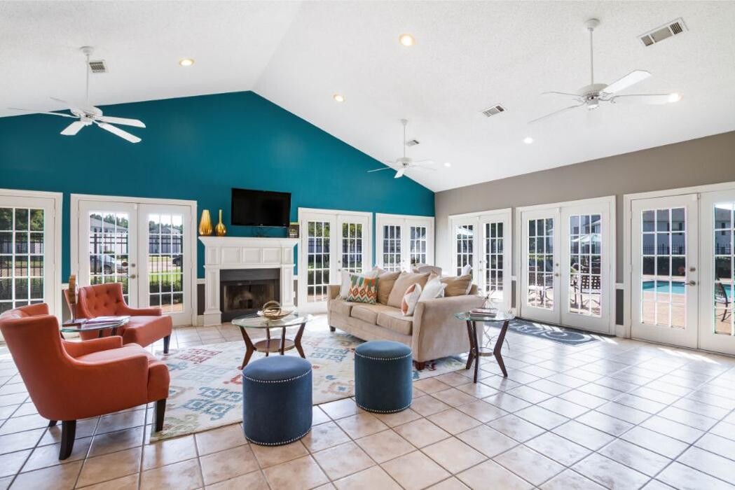 Images The Colony Apartment Homes