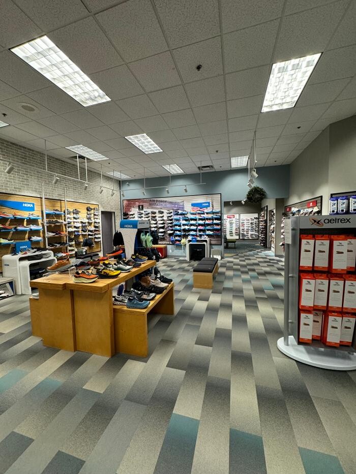 Images Roderer Shoe Center