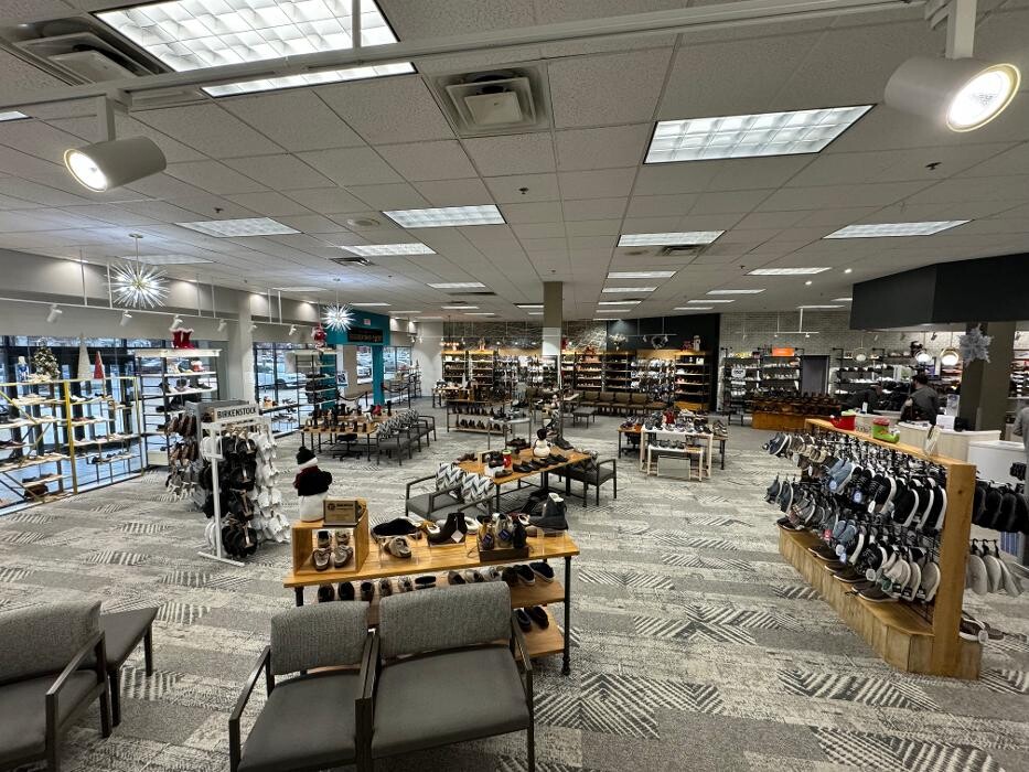 Images Roderer Shoe Center