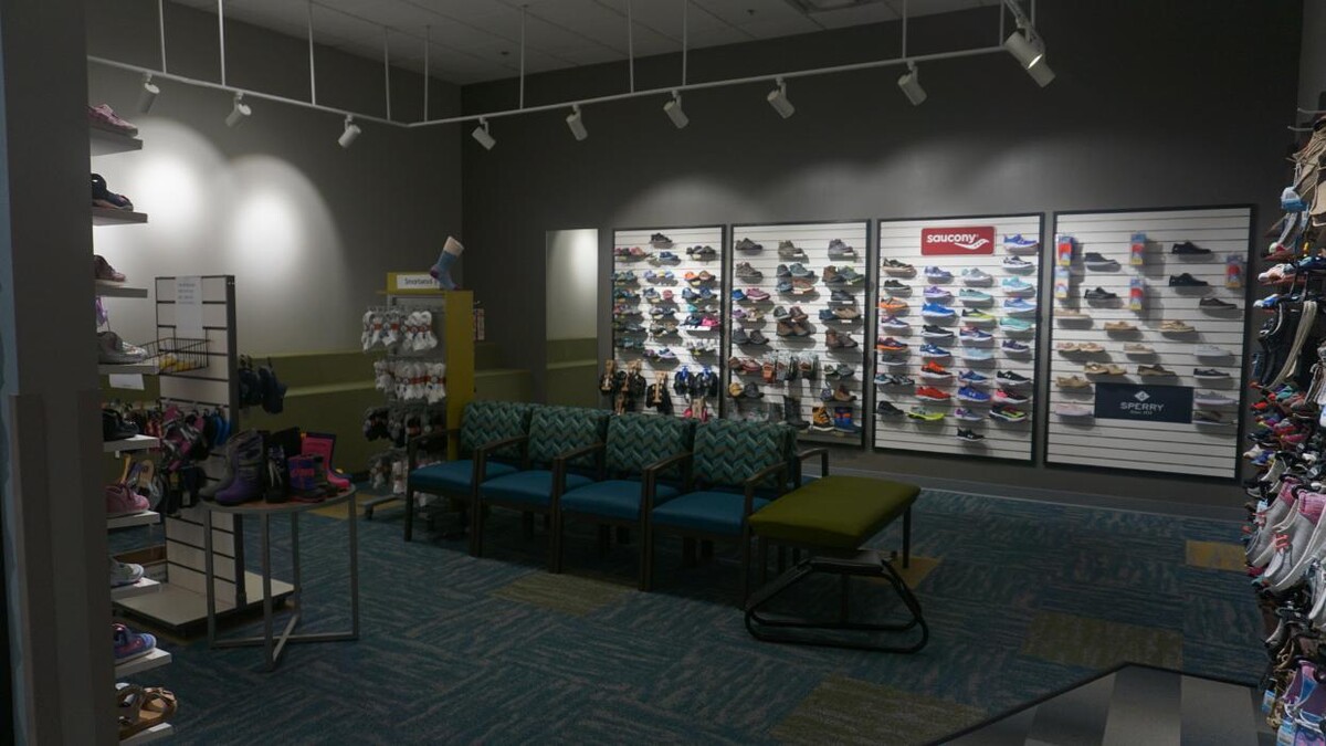 Images Roderer Shoe Center