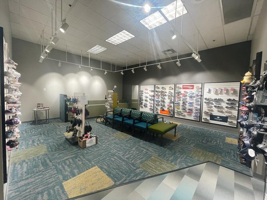 Images Roderer Shoe Center