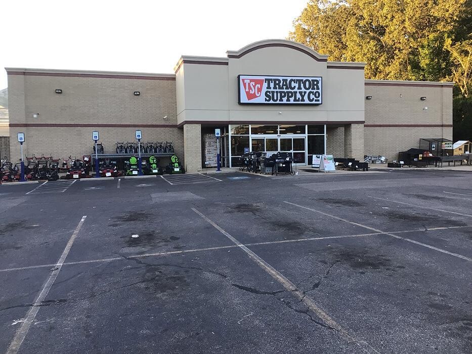 Images Tractor Supply Co.