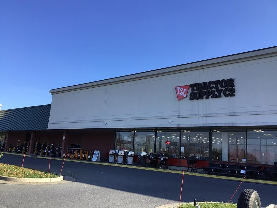 Images Tractor Supply Co.