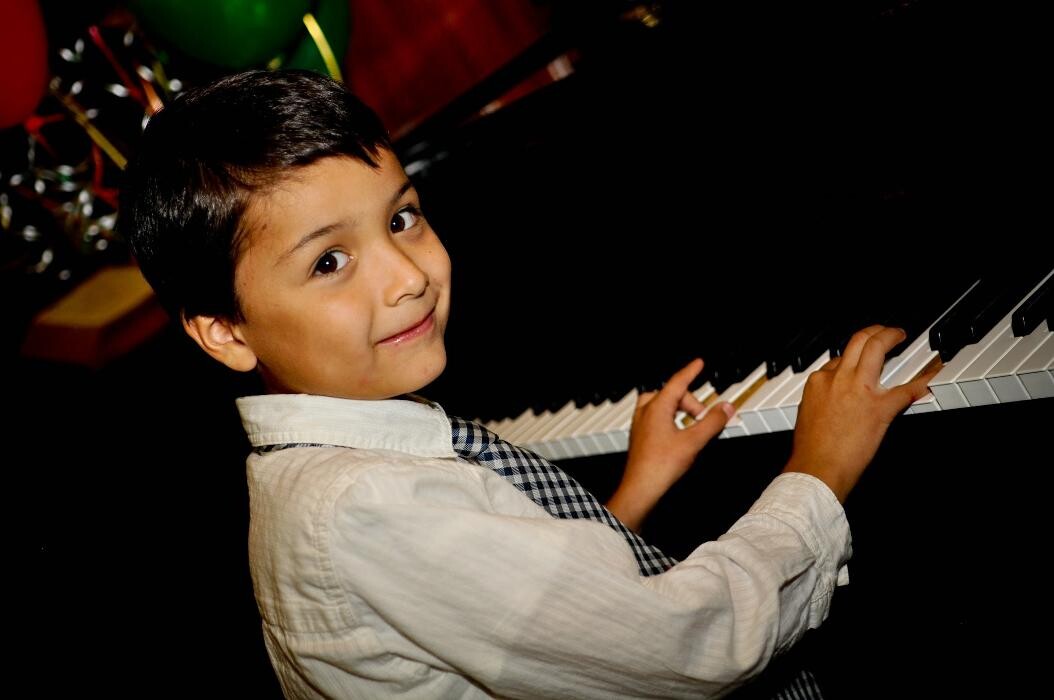 Images Joe Ferrante Music Academy