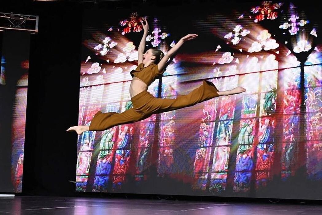Images Young Dance Academy, Inc.