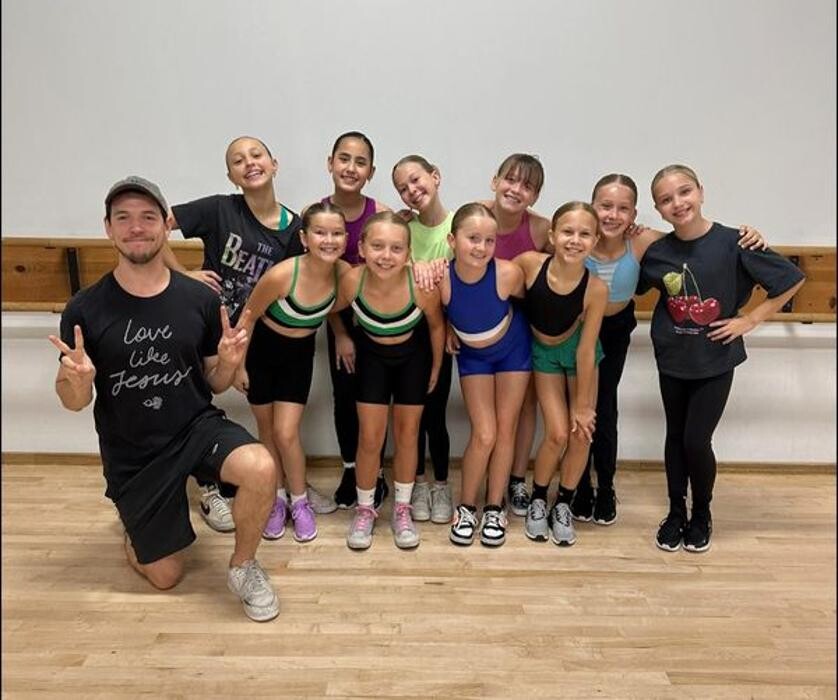 Images Young Dance Academy, Inc.