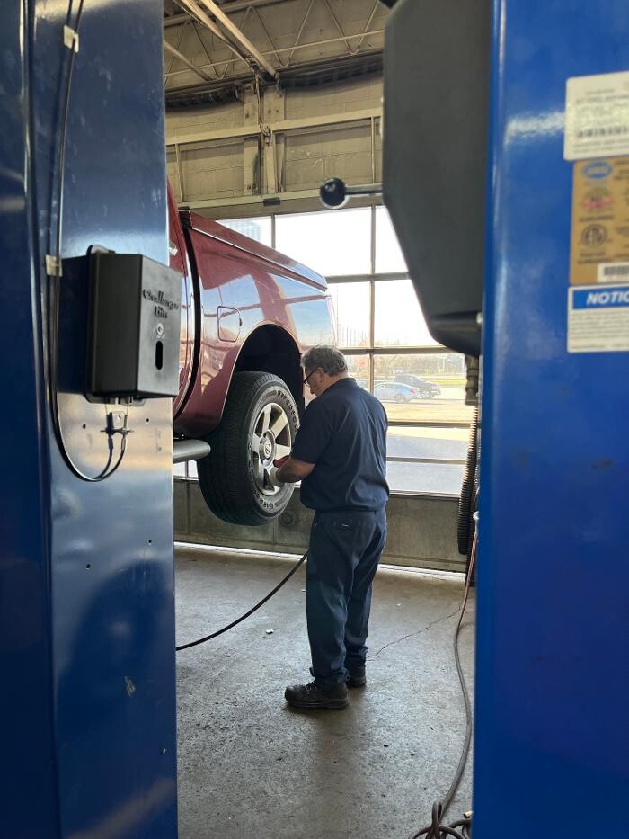 Images Gallagher Tire & Automotive