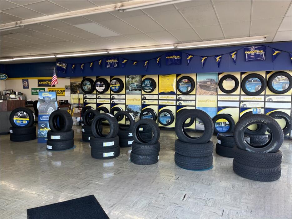 Images Gallagher Tire & Automotive