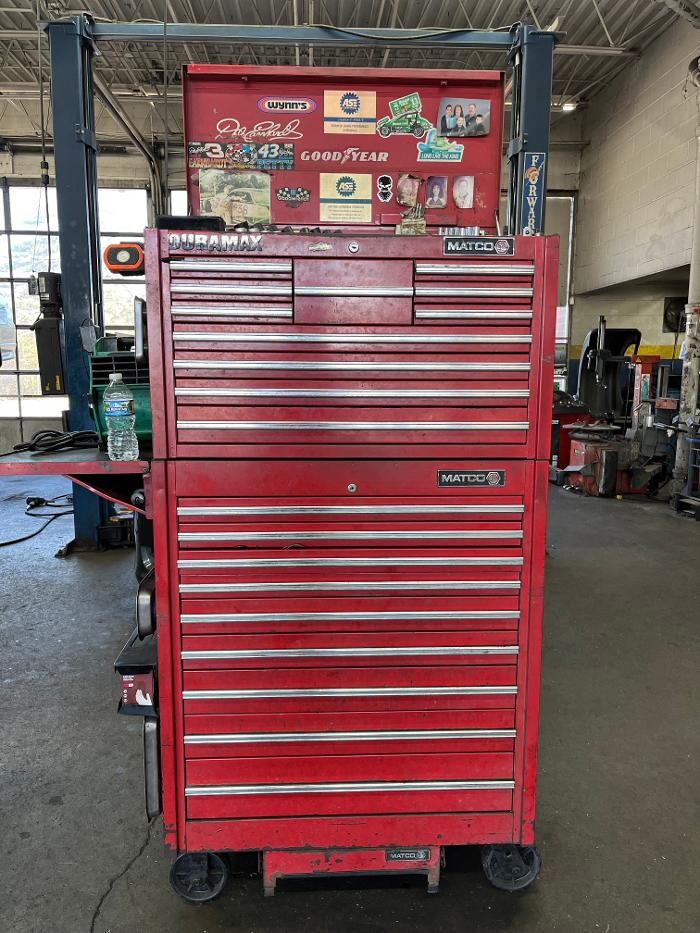 Images Gallagher Tire & Automotive