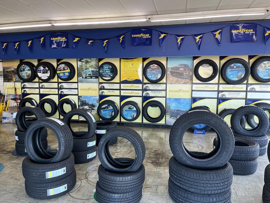 Images Gallagher Tire & Automotive