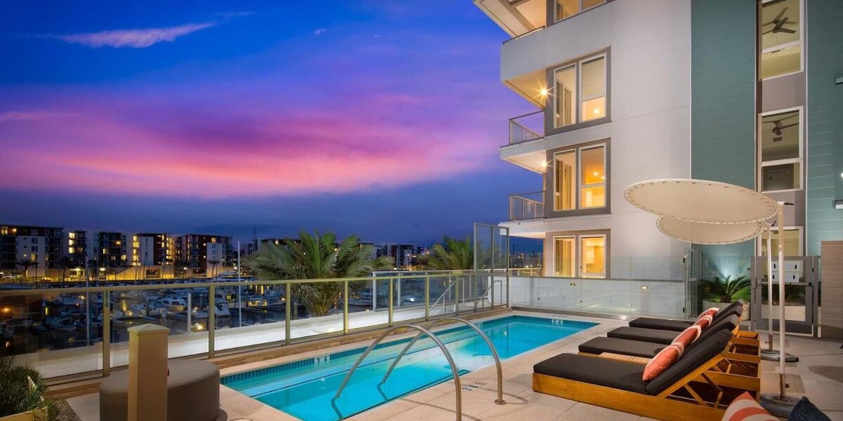 Images Neptune Marina