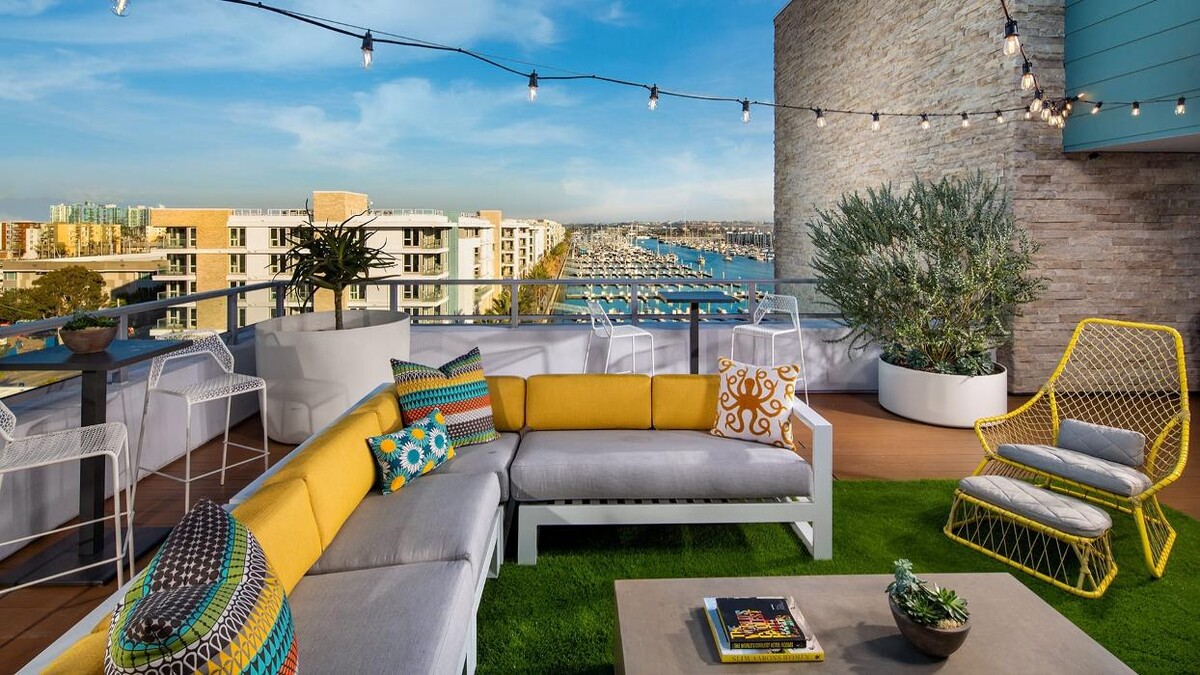 Images Neptune Marina