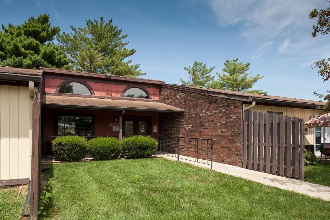 Images Franklin Cove Apartments