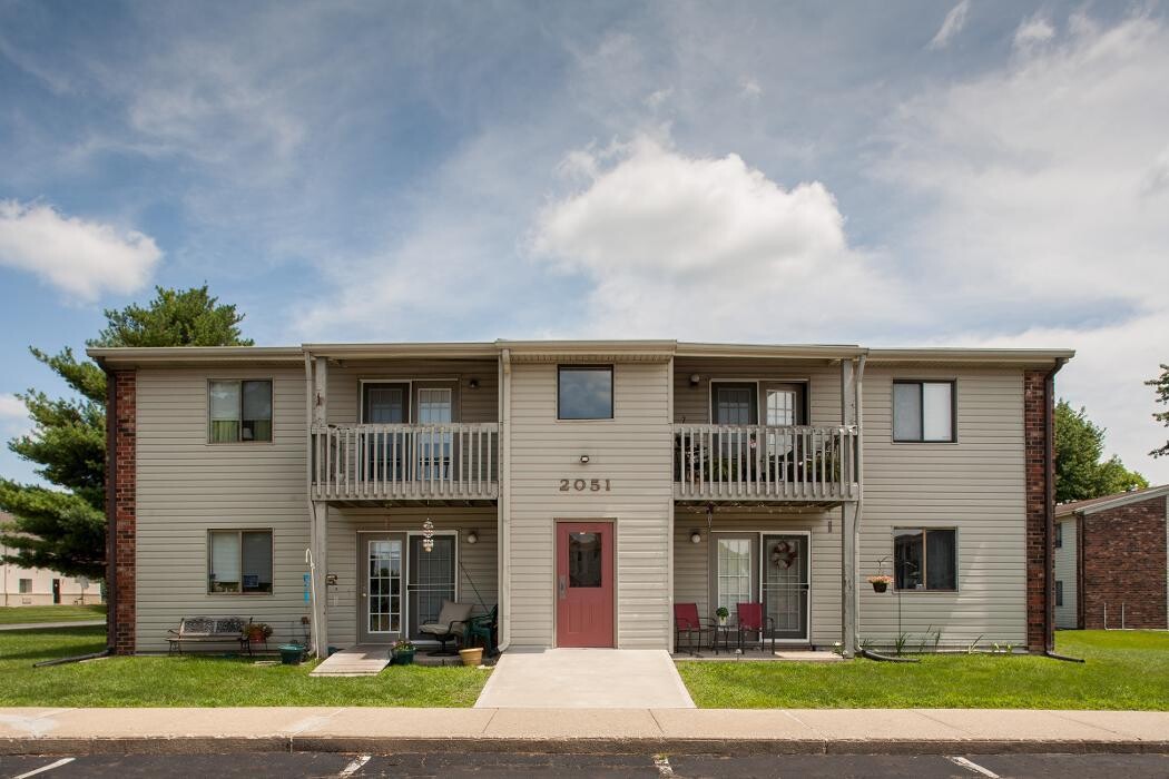 Images Franklin Cove Apartments