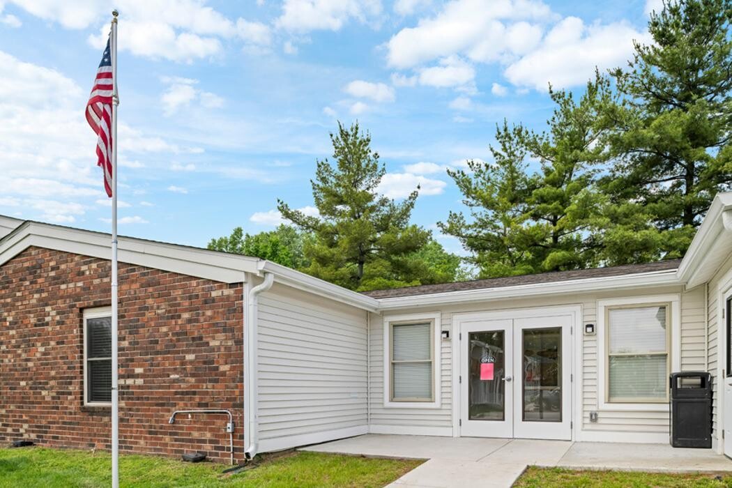 Images Franklin Cove Apartments