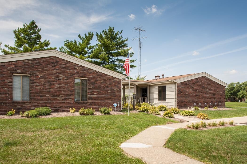 Images Franklin Cove Apartments