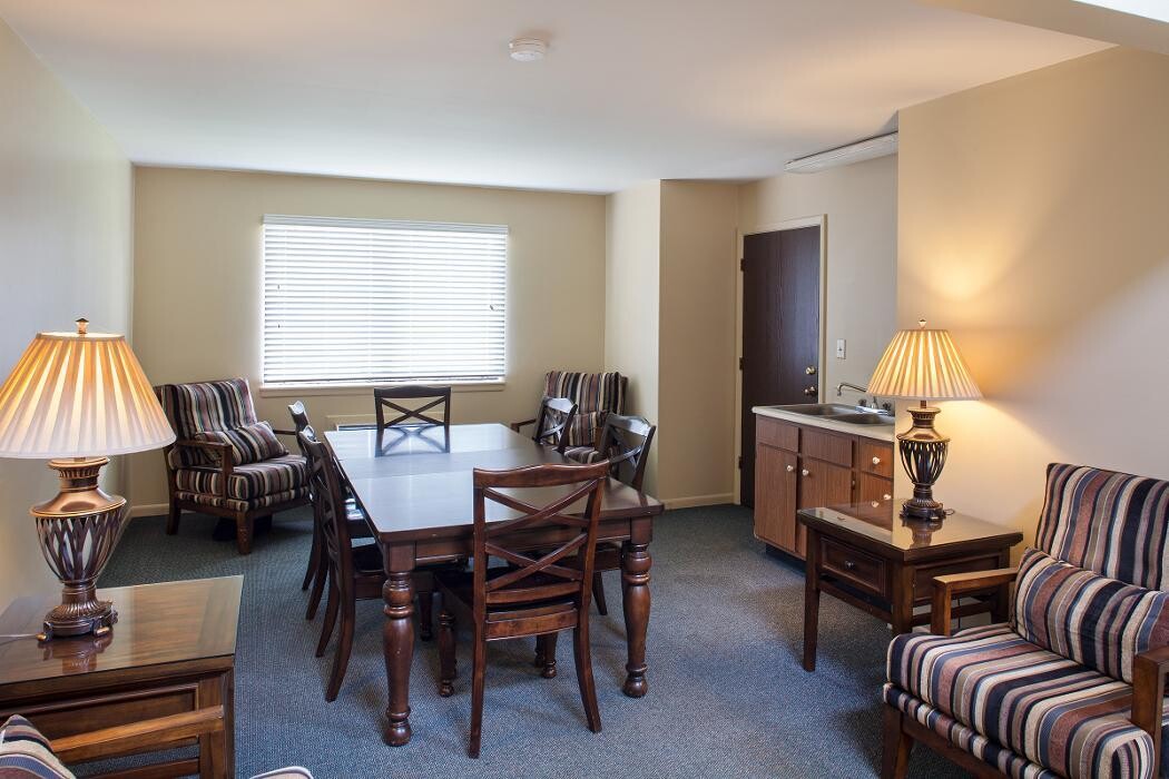 Images Franklin Cove Apartments