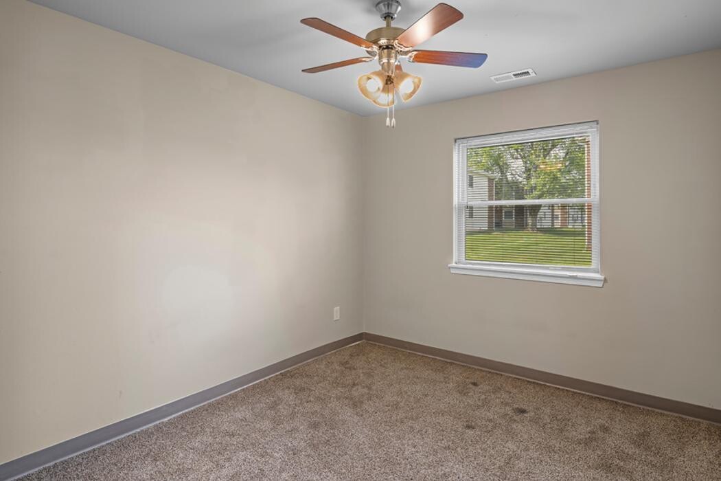 Images Franklin Cove Apartments