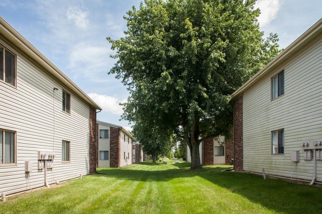 Images Franklin Cove Apartments