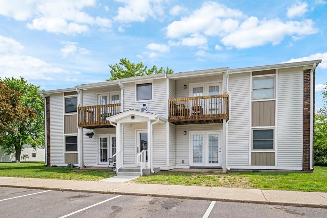 Images Franklin Cove Apartments