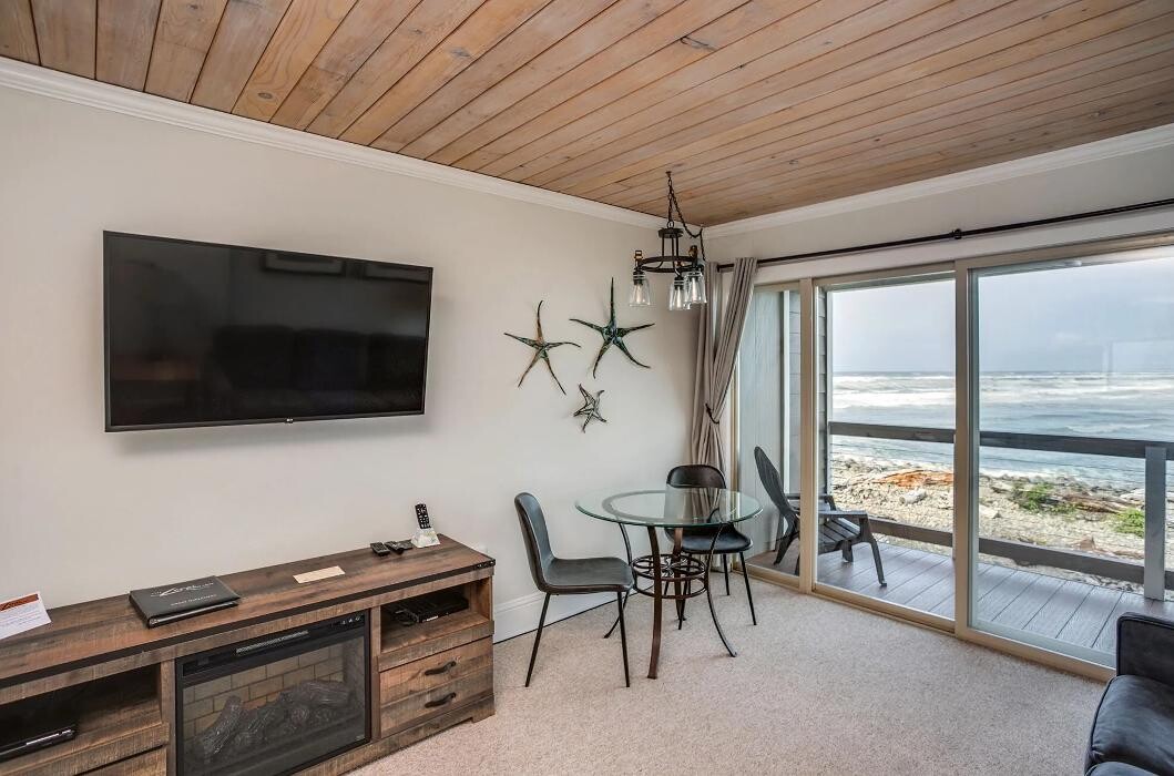 Images Lanai at the Cove