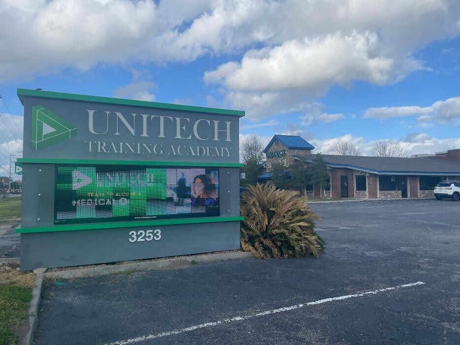 Images Unitech Training Academy