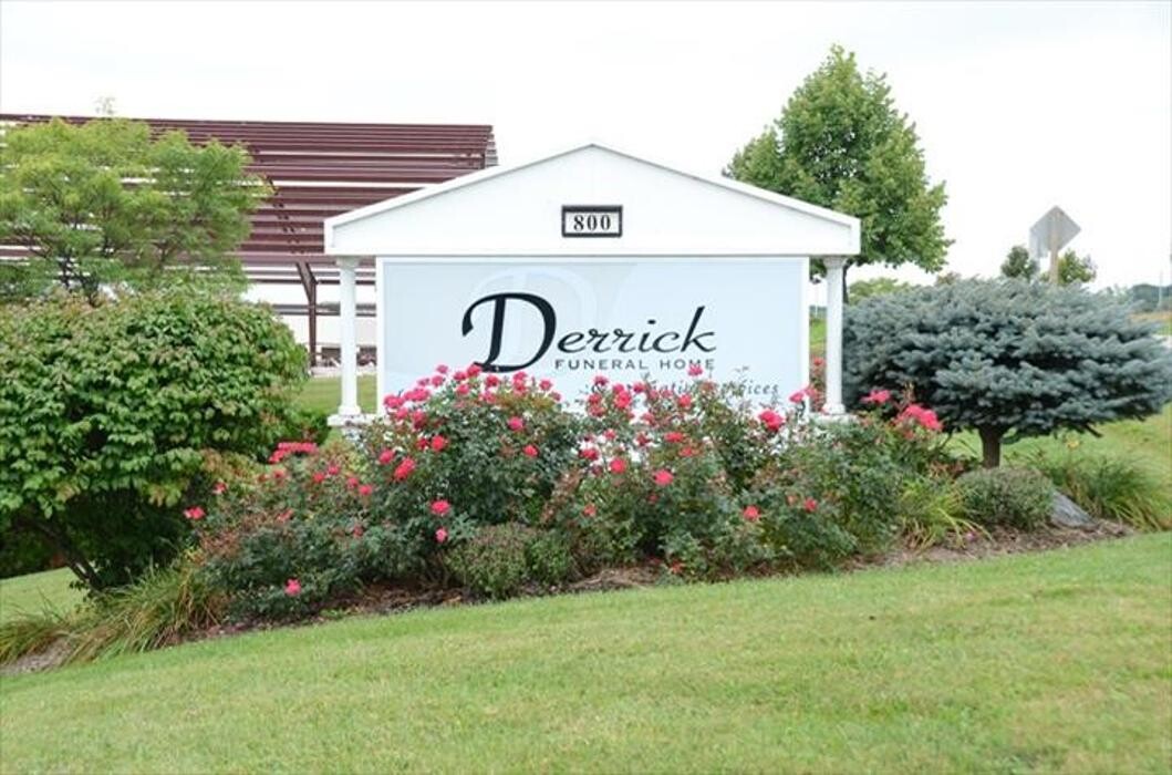 Images Derrick Funeral Home & Cremation Services