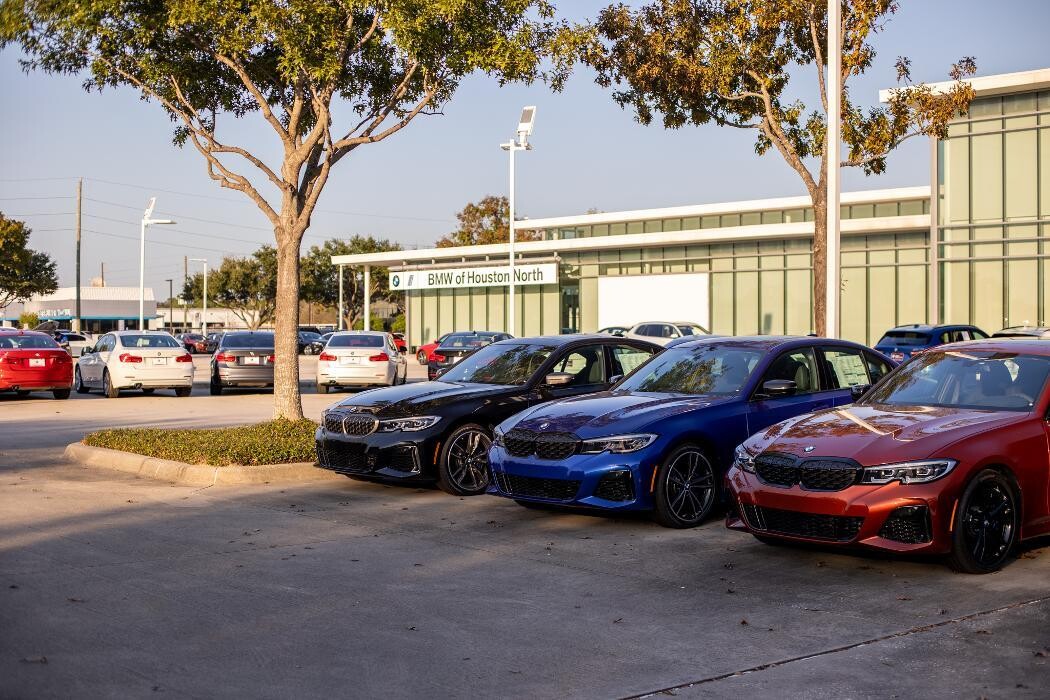 Images BMW of Houston North