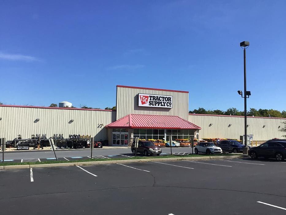 Images Tractor Supply Co.