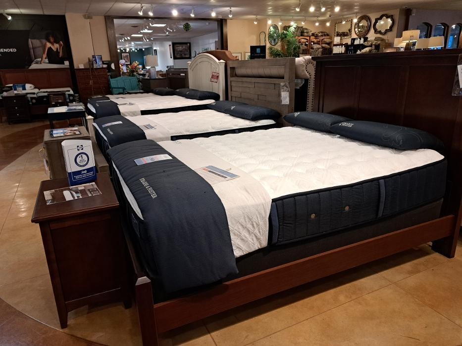 Images Highland Furniture
