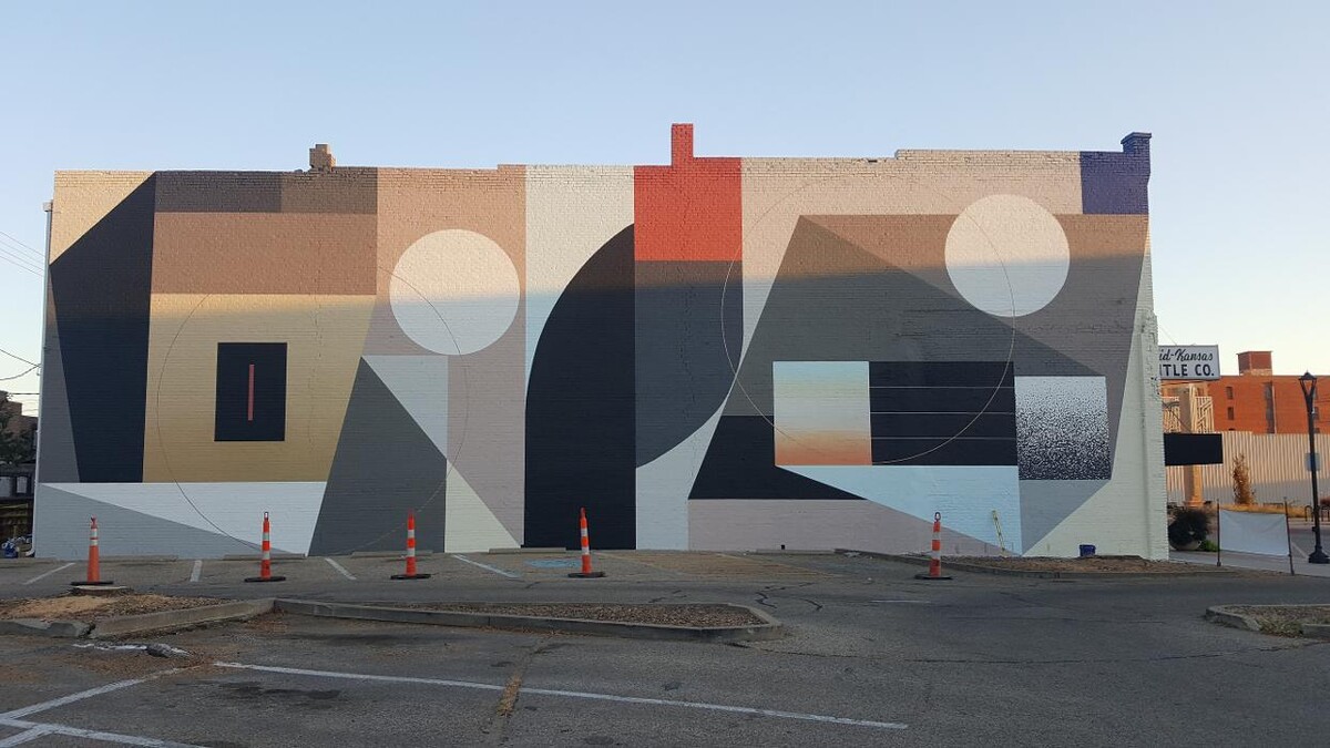 Images Mid-Kansas Title Co Inc