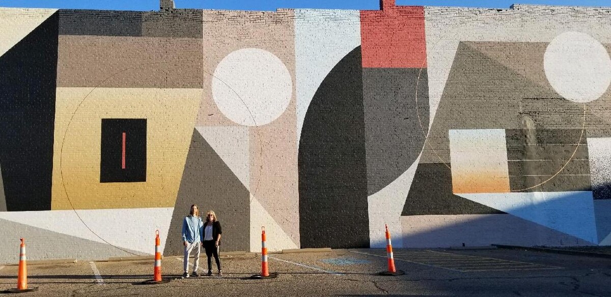 Images Mid-Kansas Title Co Inc