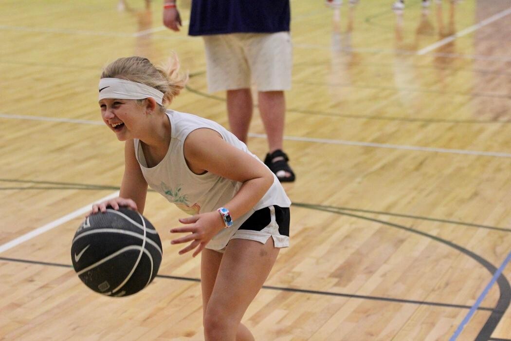 Images Mid-Kansas Title Co Inc