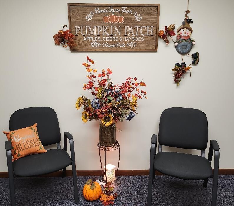 Images Mid-Kansas Title Co Inc