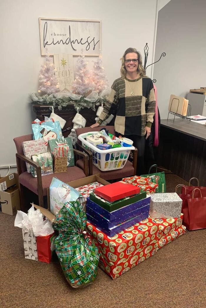 Images Mid-Kansas Title Co Inc