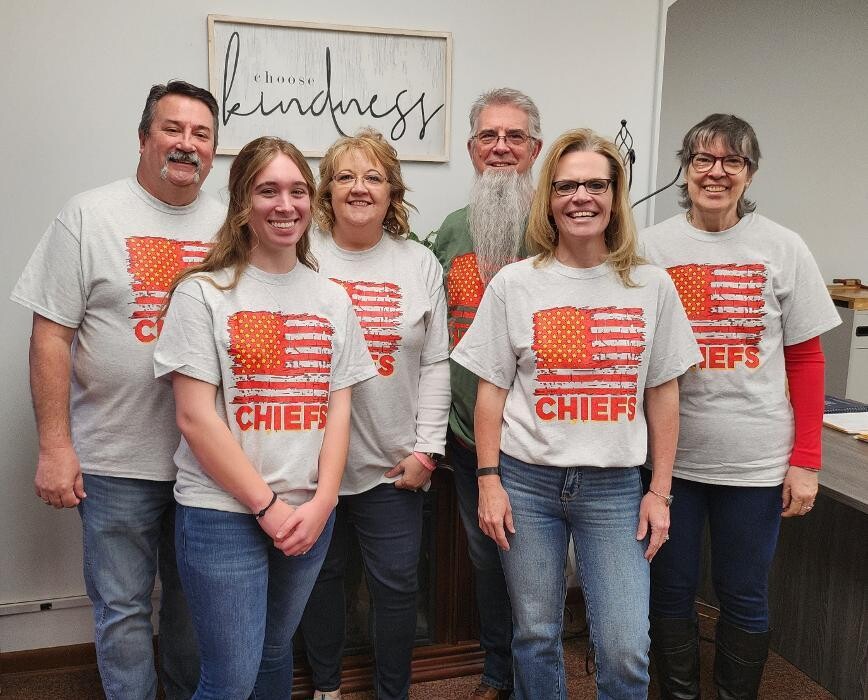 Images Mid-Kansas Title Co Inc