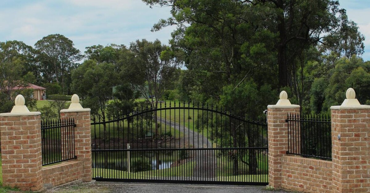 Images US Quality Fences