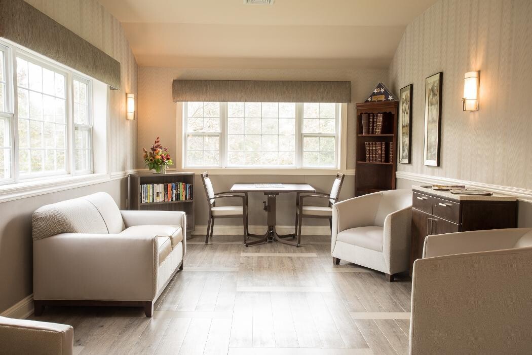 Images CareOne at The Highlands