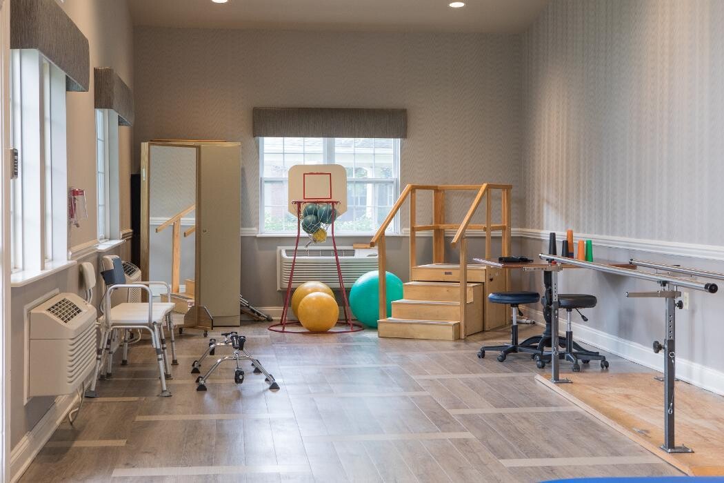 Images CareOne at The Highlands