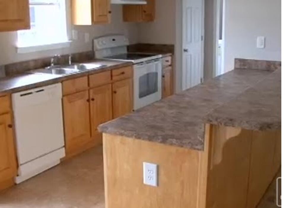 Images S.S. Steele Homes