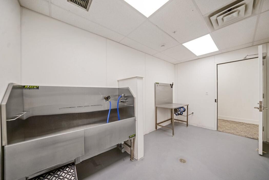 Images 901 Market Tower