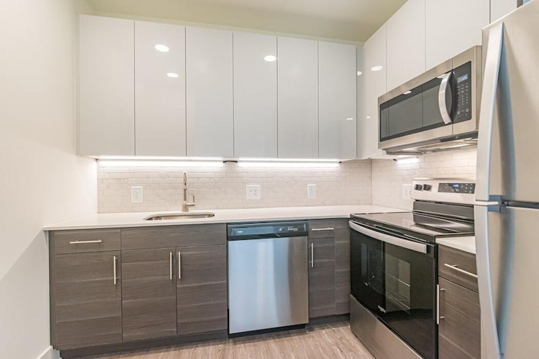 Images 901 Market Tower