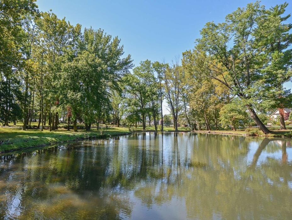 Images Norriton East Apartments