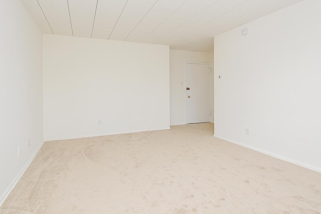 Images Norriton East Apartments